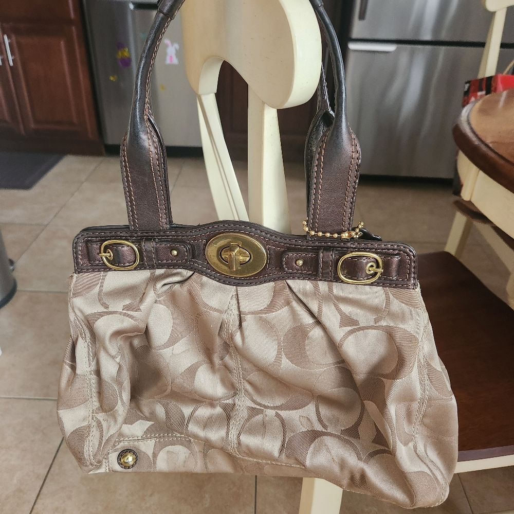 Coach Shoulder bag (beige)